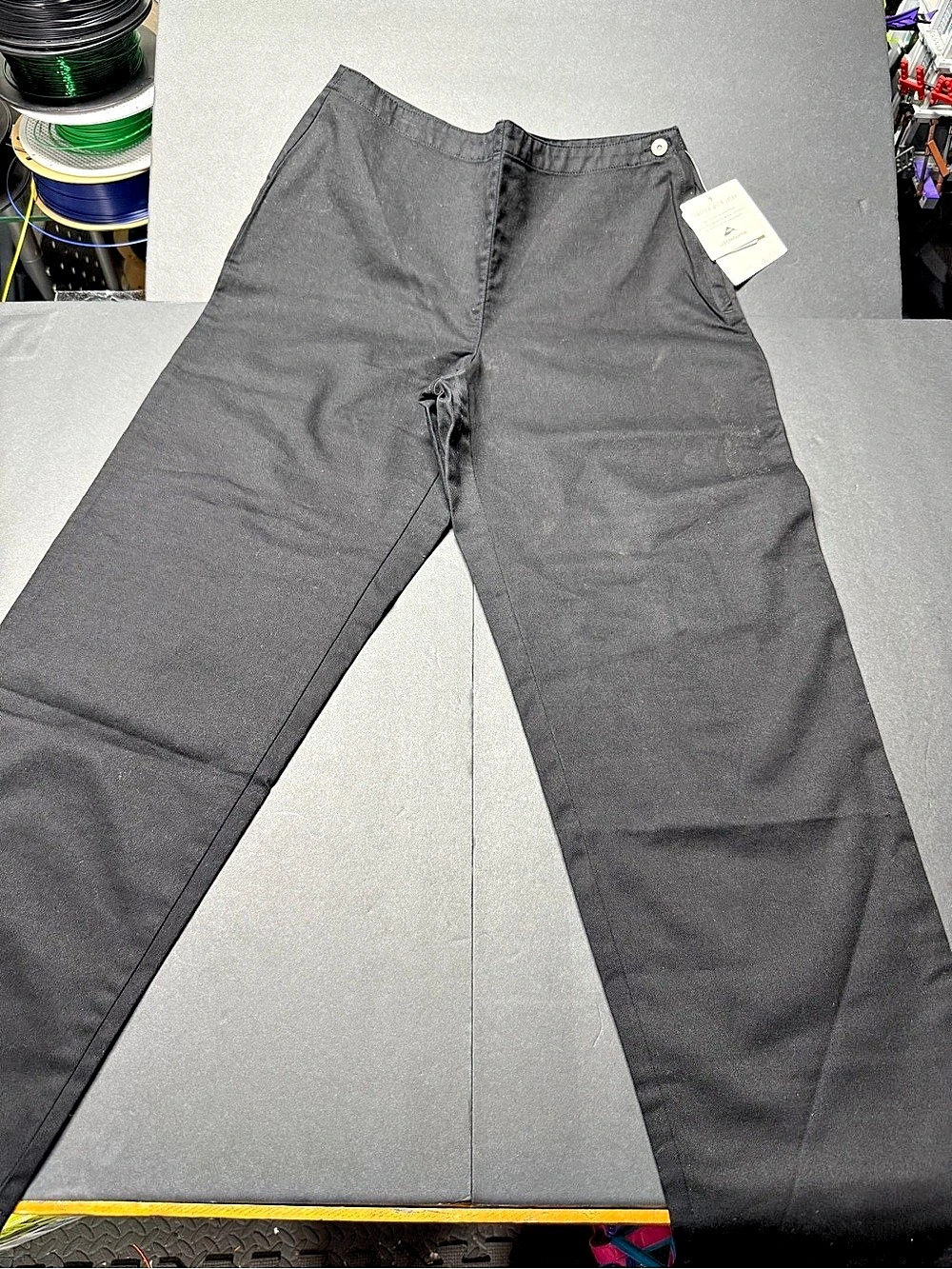 Liz Claiborne women’s Cotton Chinos in Gray size 14 NWT